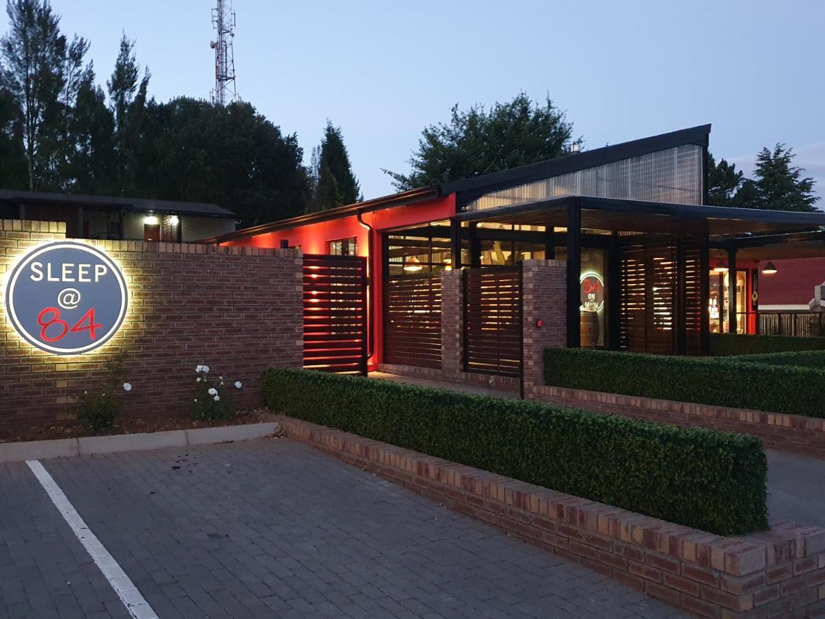 Sleep@84 Hotel Dullstroom Exterior photo